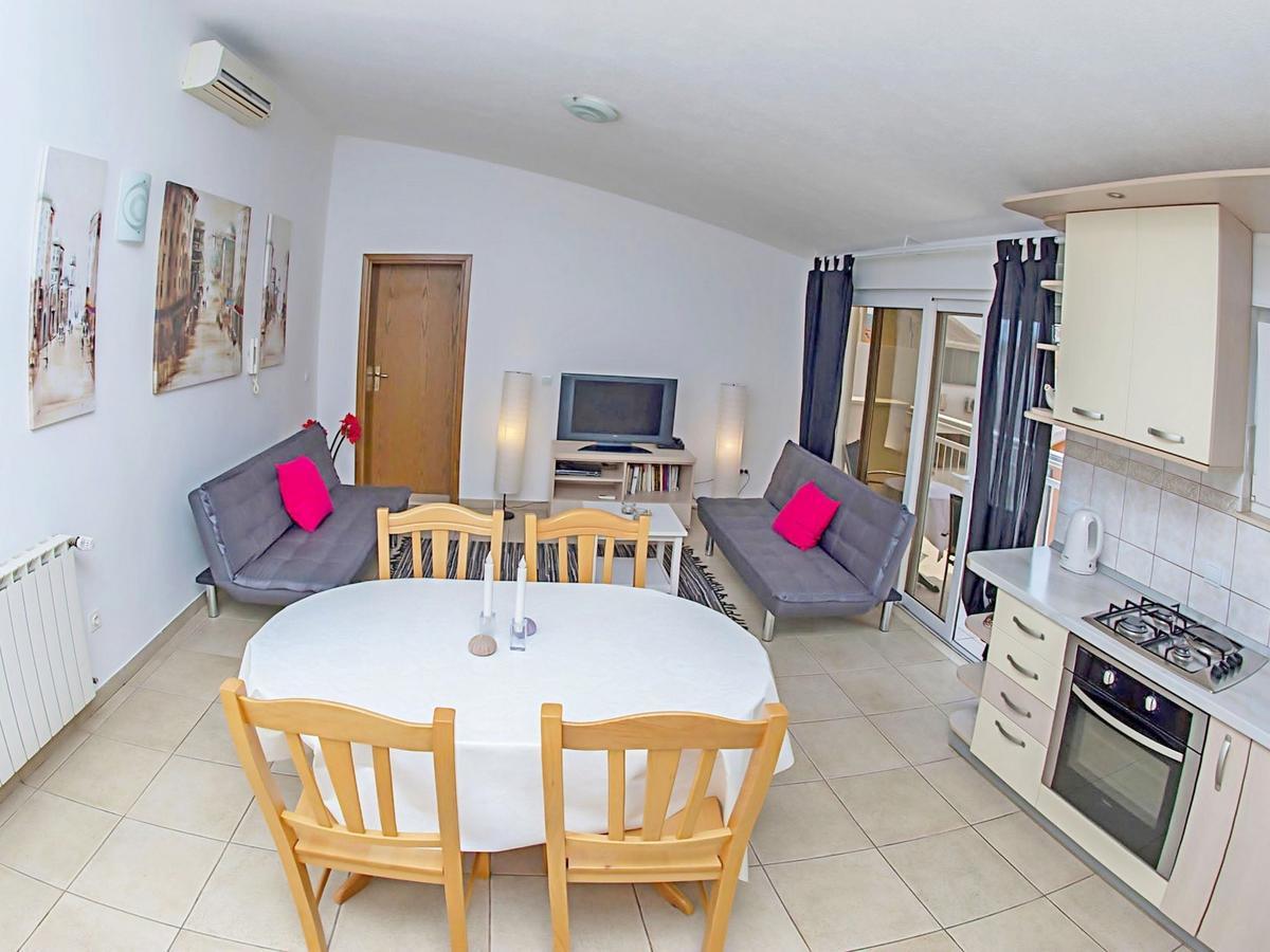 Apartments Damir Kastel Stafilic Exterior photo